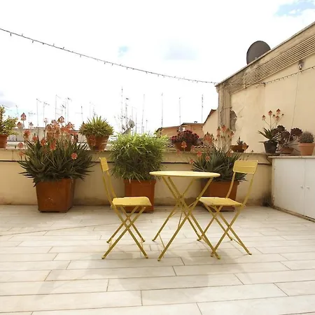 Statonia Terrace Penthouse アパート